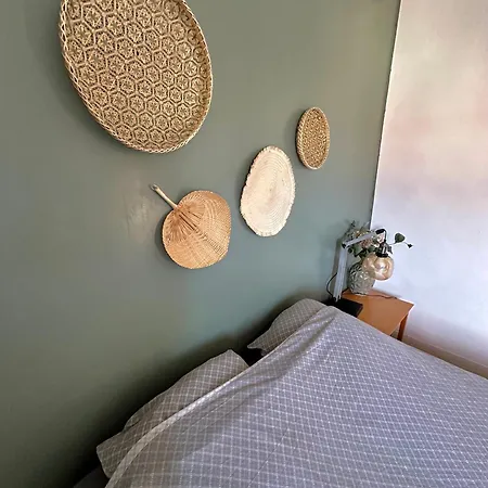 Le Rose - T2 Chaleureux Proche De La De Et Des Commerces *