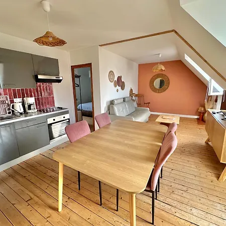 Apartment Le Rose - T2 Chaleureux Proche De La De Et Des Commerces *