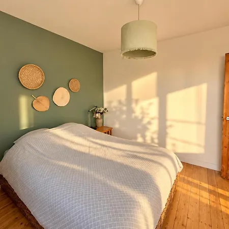 T2 Chaleureux - Wifi - Et Commerces à Pieds Appartement *