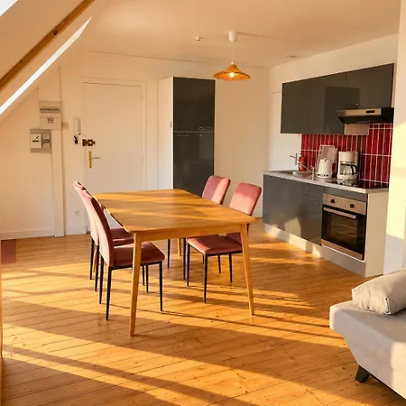 Appartement T2 Chaleureux - Wifi - Et Commerces à Pieds